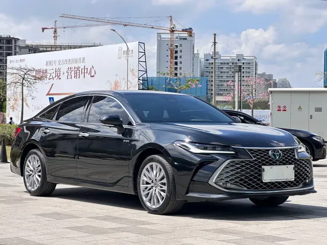 Toyota Avalon — Фото автомобиля 3
