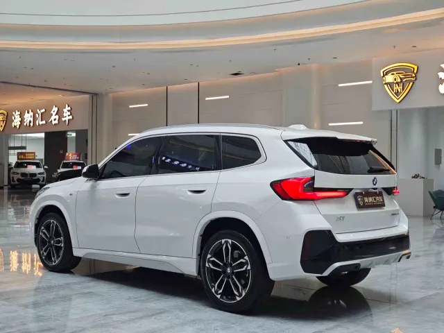 BMW X1 — Фото автомобиля 4