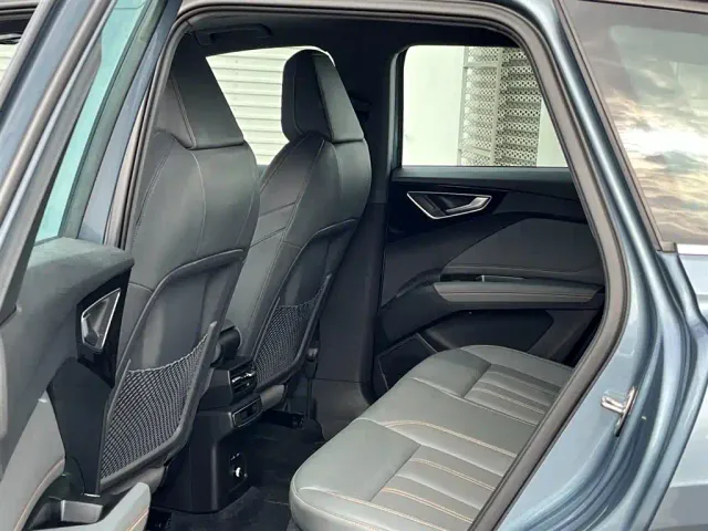 Audi Q4 e-tron — Фото автомобиля 8