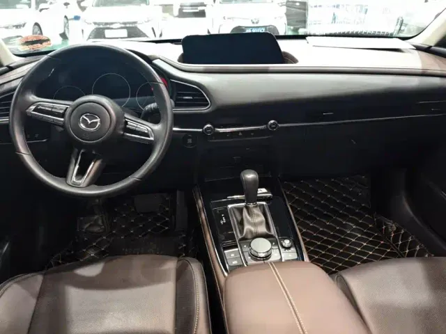 Mazda CX-30 — Фото автомобиля 12
