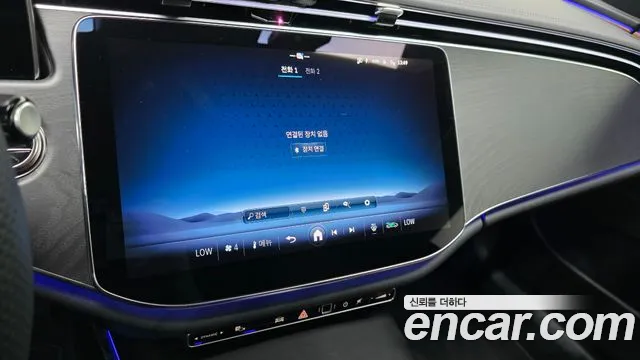 Mercedes-Benz E-Class — Фото автомобиля 14