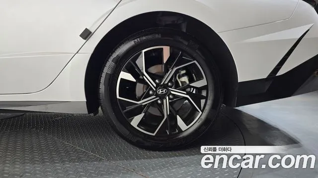 Hyundai Sonata Sonata Edge(DN8) 2.0 LPG(Коммерческий) — Фото автомобиля 21