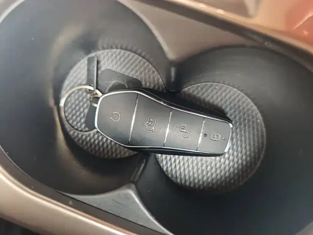 BYD Dolphin — Фото автомобиля 16