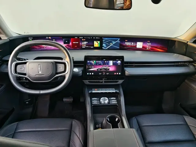 Lincoln Nautilus 2025 2.0T FWD Launch Edition — Фото автомобиля 12