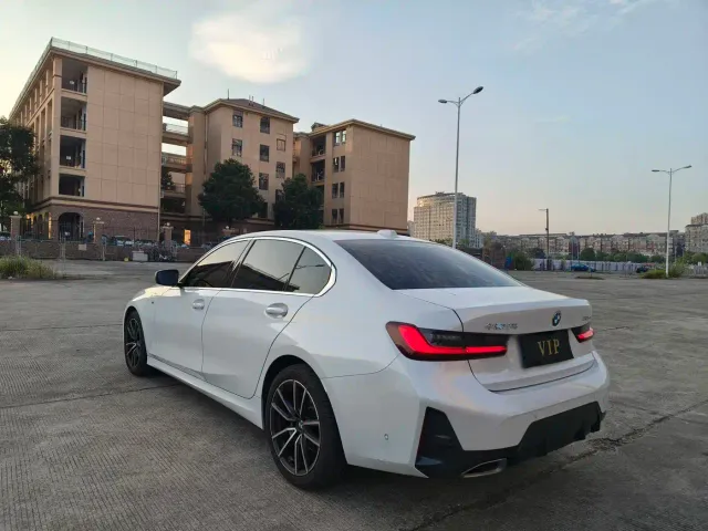 BMW 3 Series — Фото автомобиля 6
