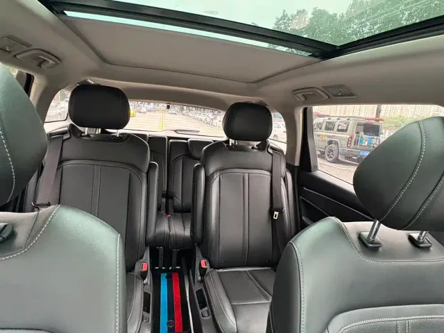 Wuling Victory — Фото автомобиля 15