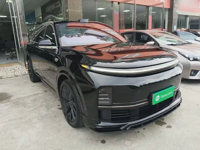 Li Auto L7 — Фото автомобиля 21