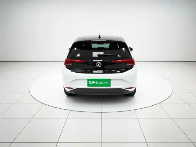Volkswagen ID.3 — Фото автомобиля 5