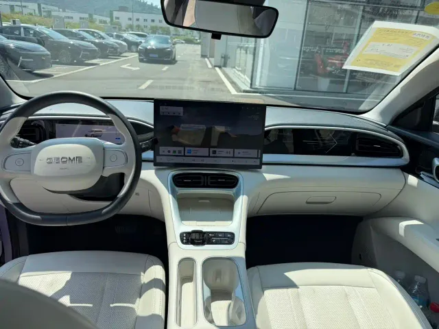 Geely Starry Wish — Фото автомобиля 3