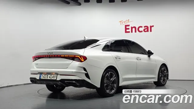 Kia K5 3rd Gen — Фото автомобиля 2