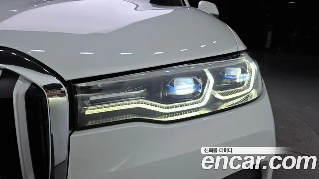 BMW X7 — Фото автомобиля 17