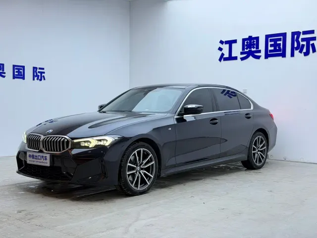 Фотография автомобиля — BMW 3 Series