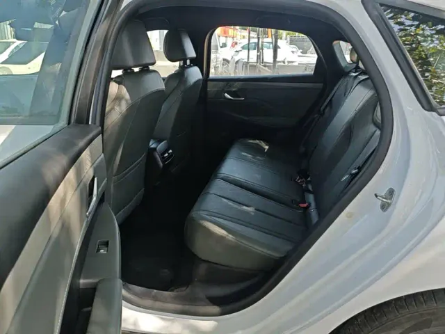 BYD Qin PLUS — Фото автомобиля 16