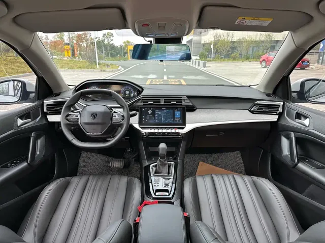 Peugeot 408 — Фото автомобиля 7