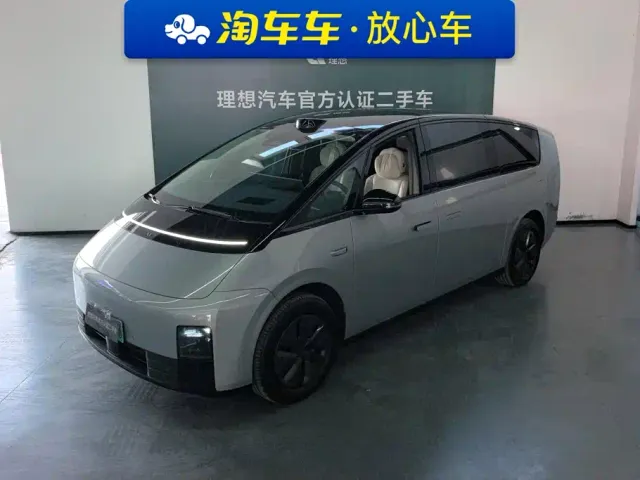 Фотография автомобиля — Li Auto MEGA