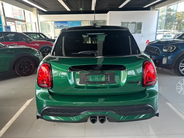 MINI Hatch — Фото автомобиля 5