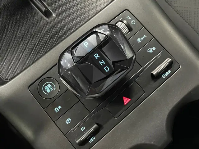 BYD Qin PLUS — Фото автомобиля 18