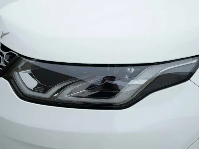 Land Rover Discovery Sport — Фото автомобиля 13