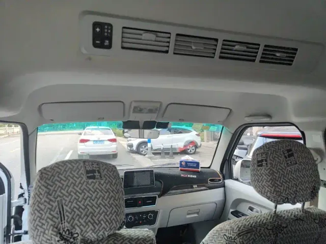 Jinbei New Hiace X30L — Фото автомобиля 8