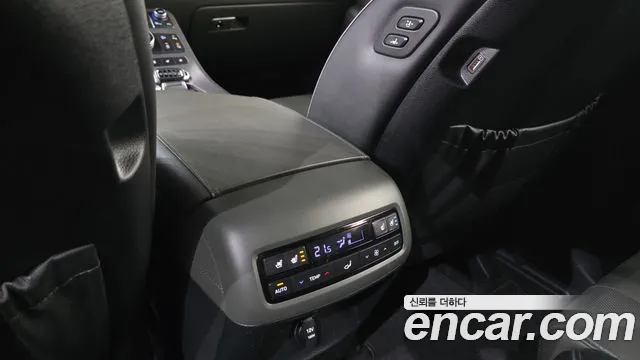 Hyundai Palisade Palisade Дизель 2.2 4WD — Фото автомобиля 25