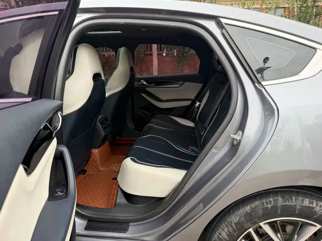 BYD Qin PLUS — Фото автомобиля 10