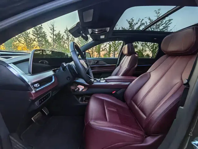 Cadillac XT5 — Фото автомобиля 13