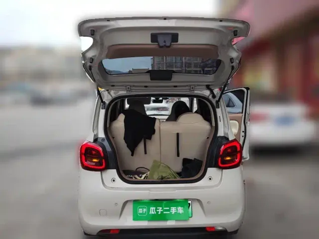 Wuling Hongguang Mini EV — Фото автомобиля 15