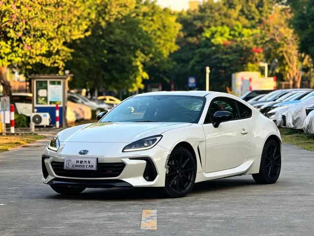 Фотография автомобиля — Subaru BRZ