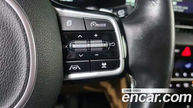 Kia Carnival 4th Gen — Фото автомобиля 23