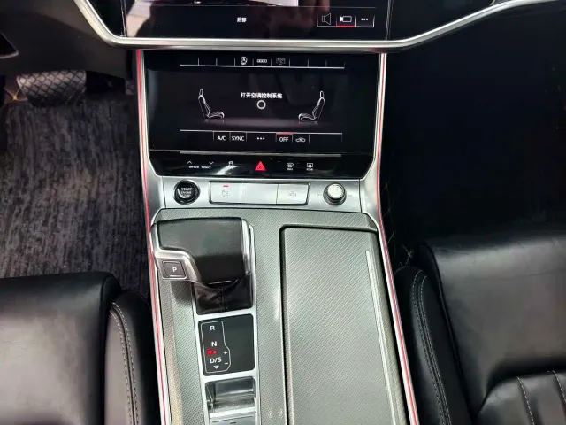 Audi A6L — Фото автомобиля 5