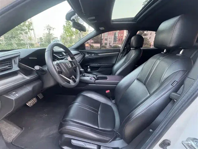 Honda Civic — Фото автомобиля 4