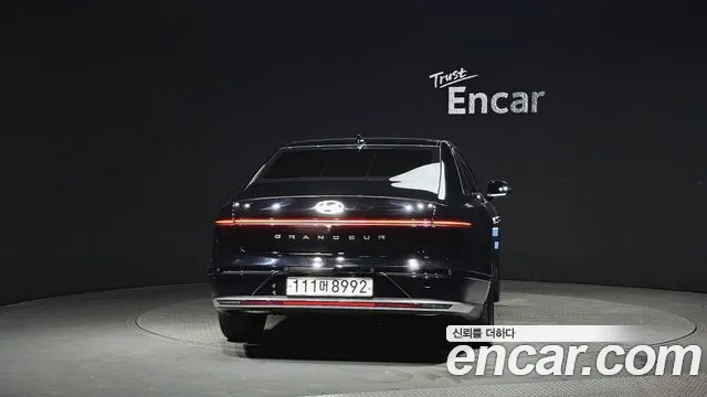 Hyundai Grandeur Grandeur (GN7) 3.5 LPG 2WD (Такси) — Фото автомобиля 4