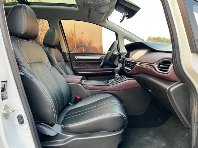 GAC Trumpchi M6 — Фото автомобиля 14