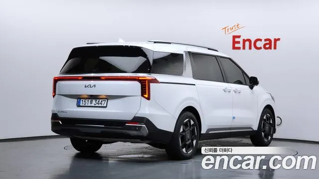 Kia Canival Новый Carnival 4 поколение Дизель 9 мест Noblesse — Фото автомобиля 2