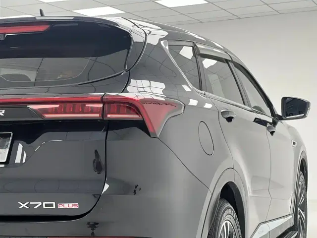 Jetour X70 Plus — Фото автомобиля 10
