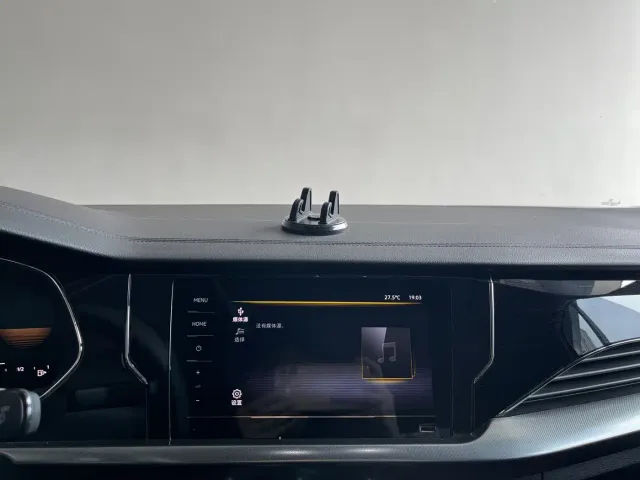 Volkswagen Passat — Фото автомобиля 15