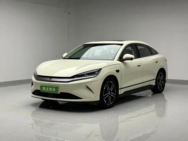 Фотография автомобиля — BYD Qin L