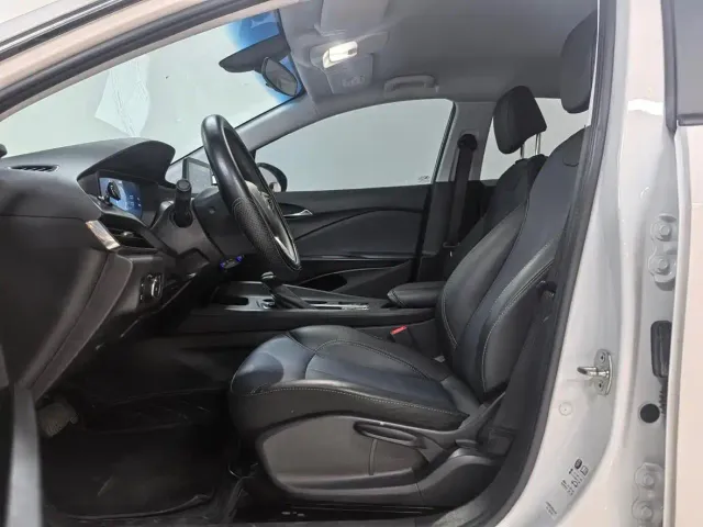 Buick Velite 6 — Фото автомобиля 4