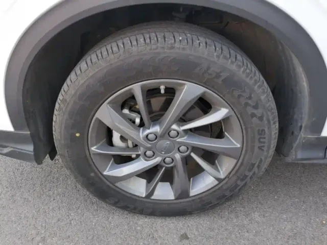 Geely Binyue — Фото автомобиля 22