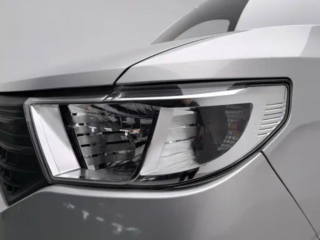 Wuling Hongguang V — Фото автомобиля 7