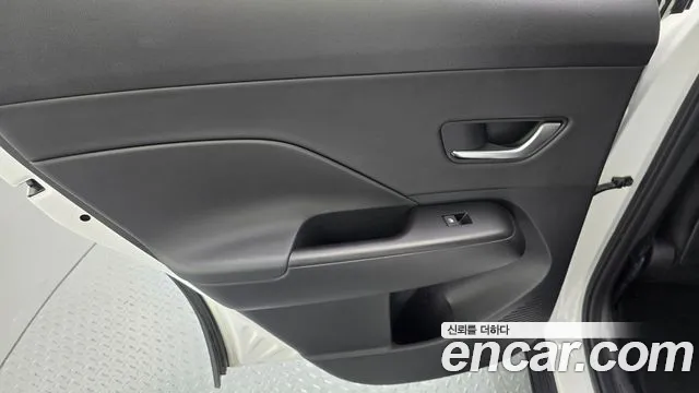 Hyundai Kona — Фото автомобиля 14