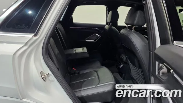 Audi Q3 35 TDI Premium — Фото автомобиля 12