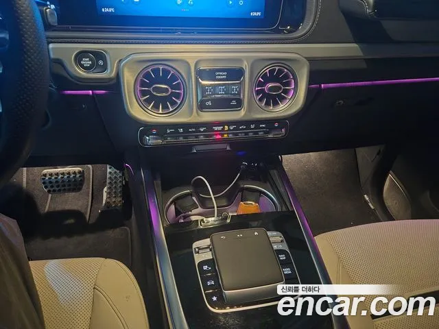 Mercedes-Benz G-Class — Фото автомобиля 13