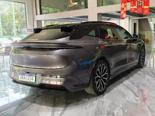 Zeekr 007 GT — Фото автомобиля 5