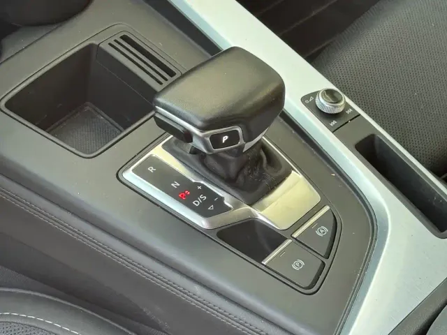 Audi A4L — Фото автомобиля 5