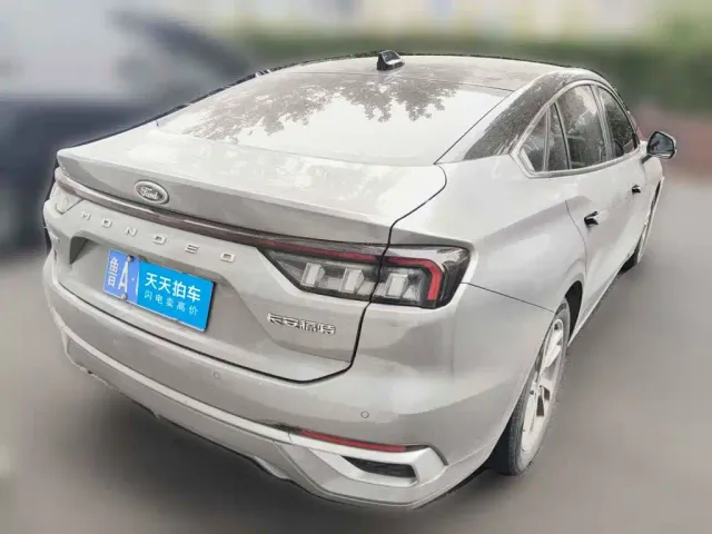 Ford Mondeo — Фото автомобиля 2