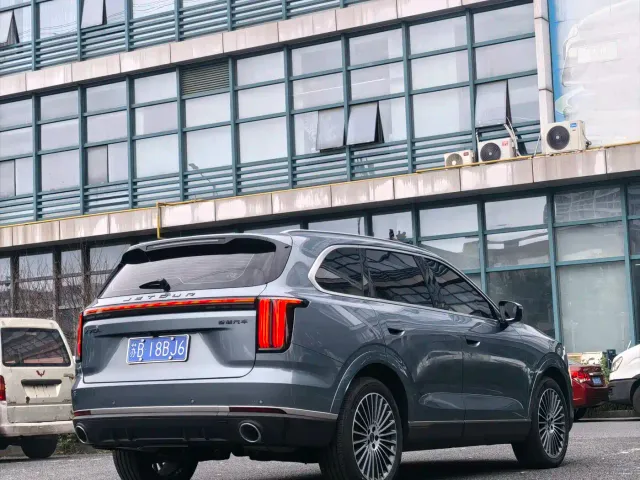Jetour X70L — Фото автомобиля 9