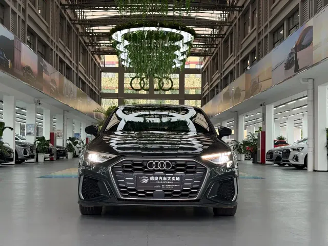 Audi Audi A3 2022 Sportback 35 TFSI Style Sport — Фото автомобиля 13