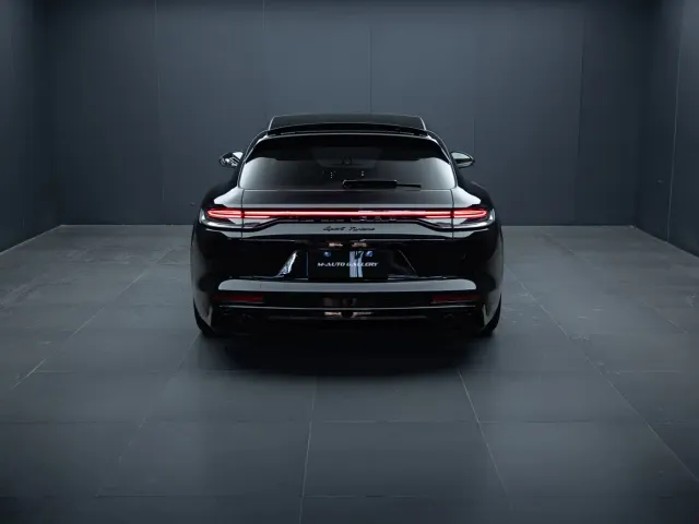 Porsche Panamera — Фото автомобиля 11