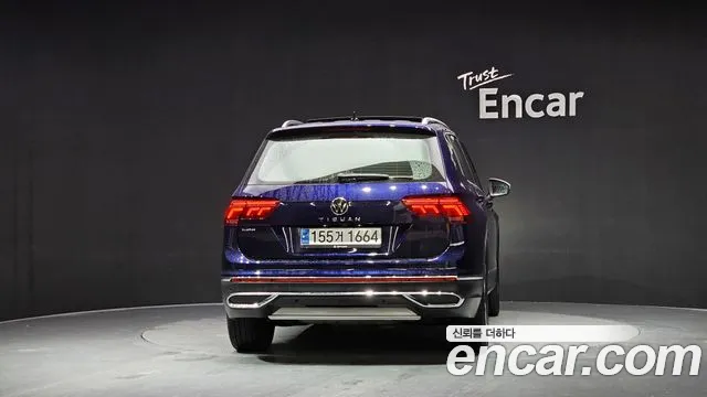 Volkswagen Tiguan — Фото автомобиля 4